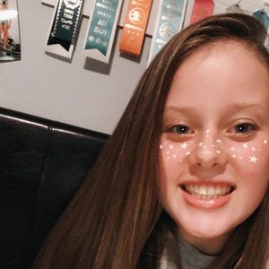 Meet your Posher, Kyla